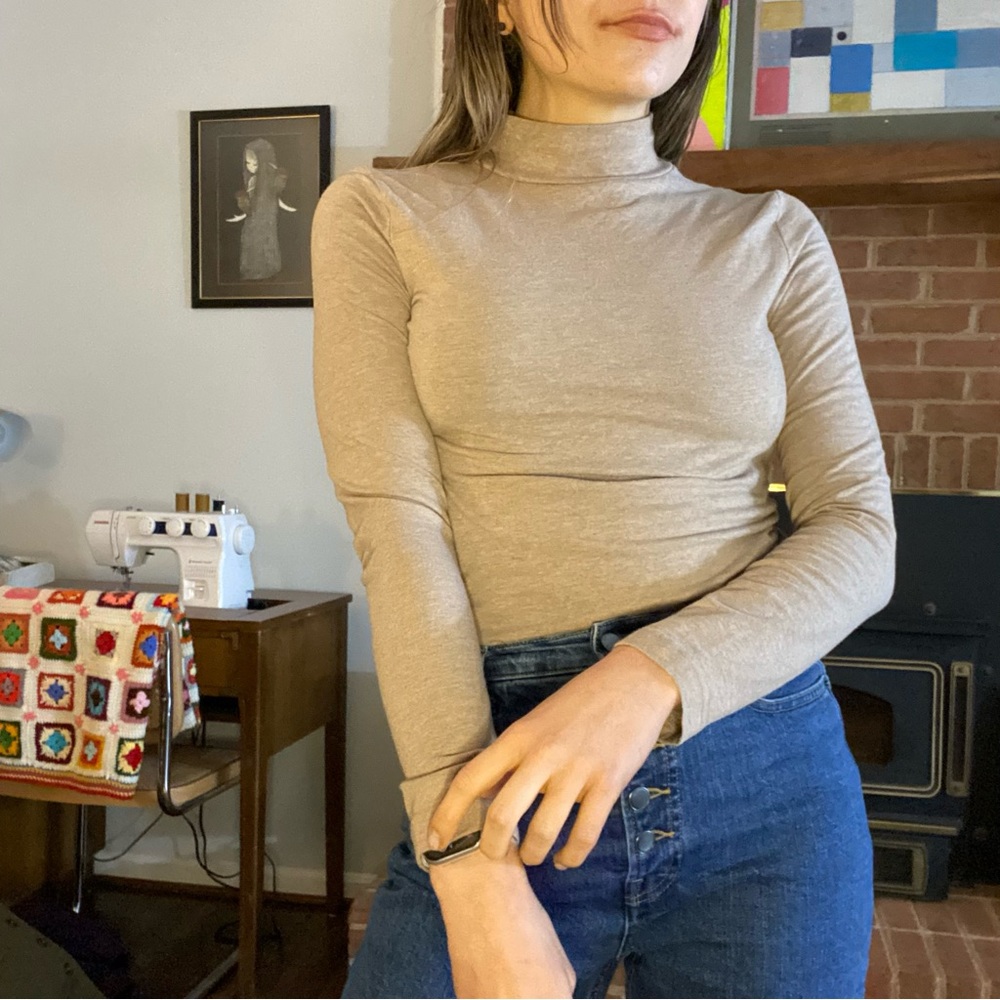 Mock Neck Stretch Soft Oatmeal Beige Turtle Neck Layering Top Croft & B… - Picture 3 of 10